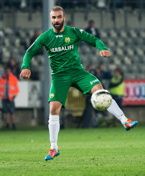 Hammarbys Kennedy Bakircicioglu i matchen i superettan