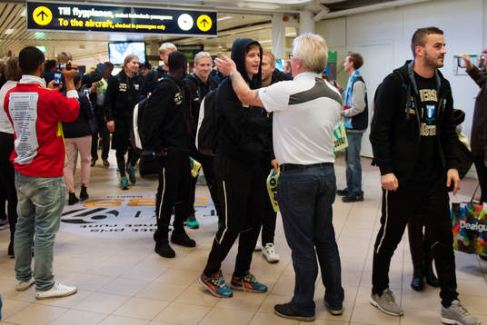 Malmö FFs Simon Thern när Malmö FF landar på Sturup och