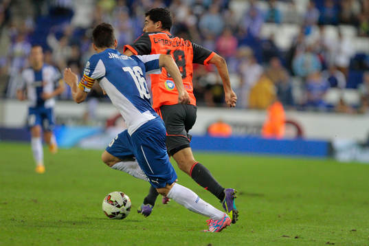 Castro y Javi Lopez en el partido de la Liga BBVA entre el