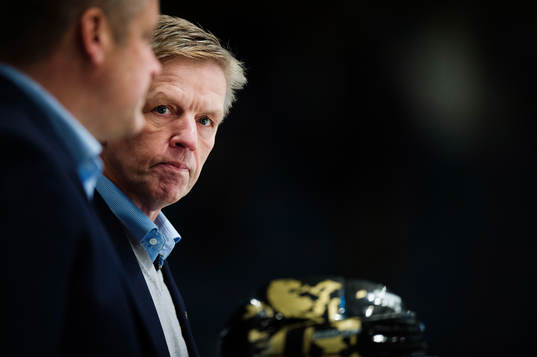 s tränare Peter Gradin