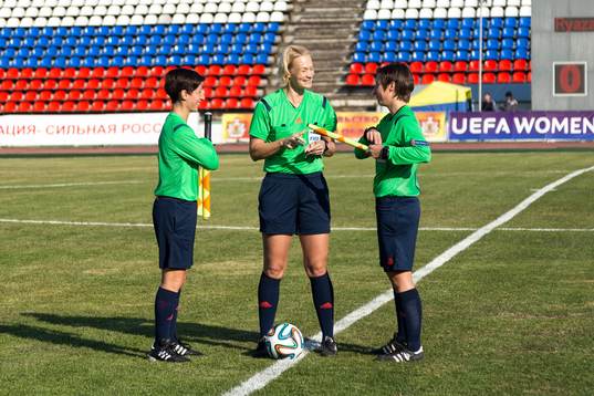 under en fotbollsmatch i Women's Champions League mellan
