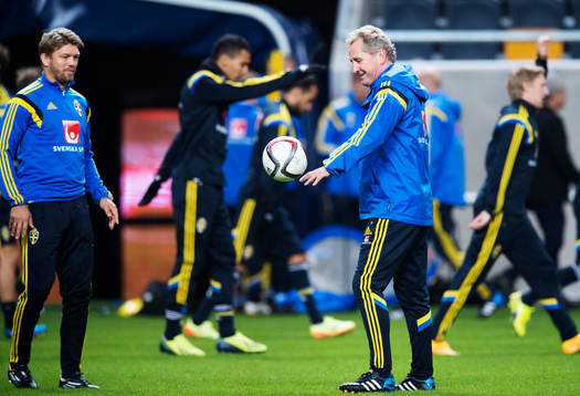 Players manager Marcus Allbäck och förbundskapten Erik