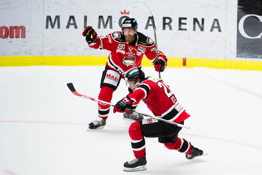 Malmö Redhawks Henrik Hetta jublar