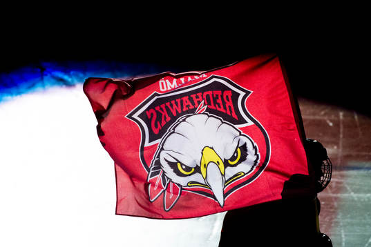 En Malmö Redhawks flagga