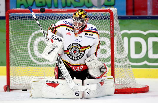 Luleås målvakt Joel Lassinantti före ishockeymatchen i