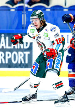 Frölundas Anton Axelsson jublar