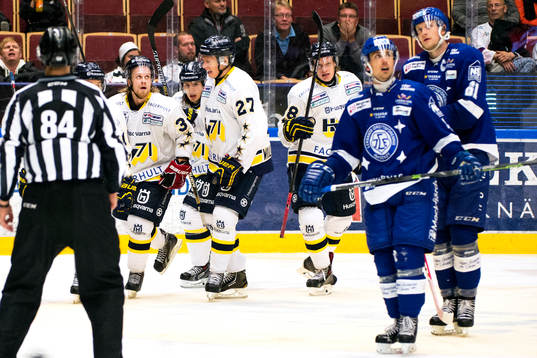 HV71s Mattias Tedenby, Jesper Williamsson och Anton