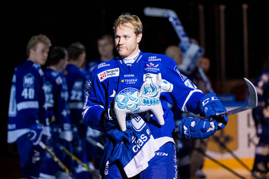 Leksands Jens Bergenström blir hyllad för att sin 500e