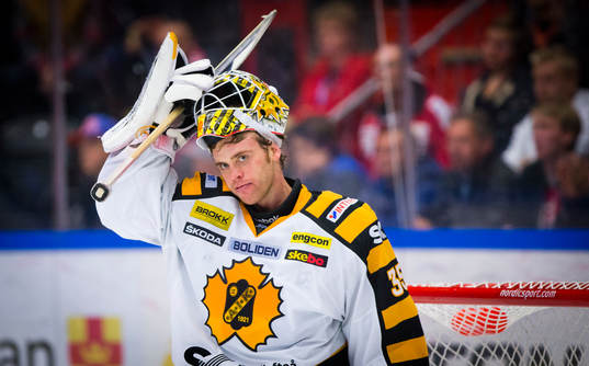 Skellefteås målvakt Markus Svensson deppar