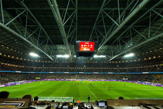 Taket på Friends Arena hålls stängt