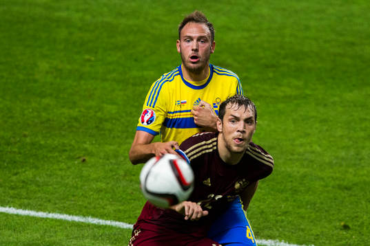 Sveriges Andreas Granqvist och Erkan Zengin