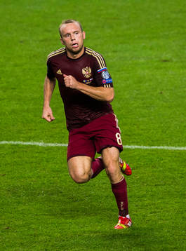 Rysslands Denis Glushakov