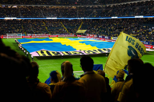 Sportbladets sverigeflagga innan fotbollsmatchen i