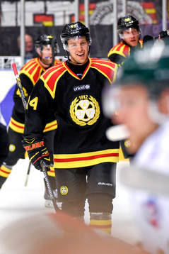 Brynäs Jacob Blomqvist jublar
