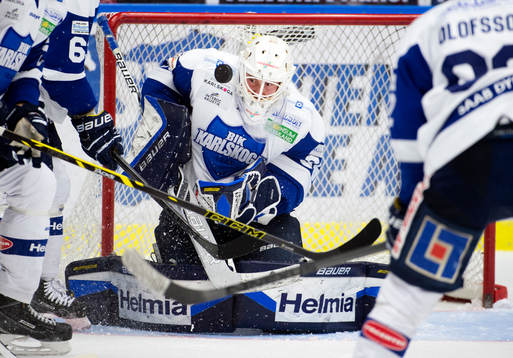 Karlskogas målvakt Emil Kruse