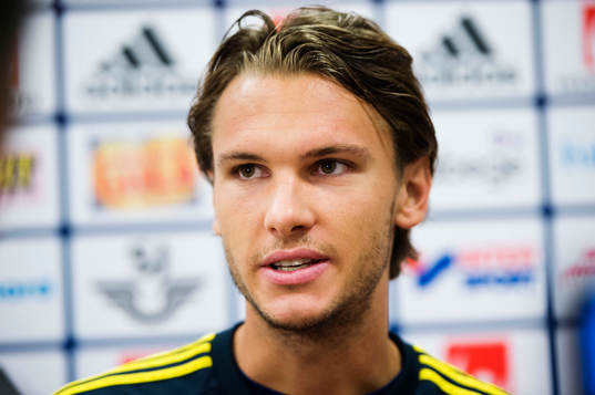Sveriges Albin Ekdal pratar med media