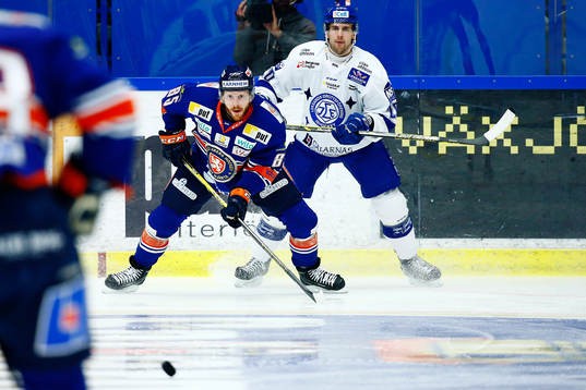 Växjös Liam Reddox och Leksands Ryan Russell