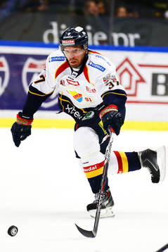 Djurgårdens Mikael Samuelsson