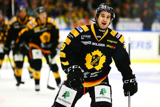 Skellefteås Andrew Calof jublar