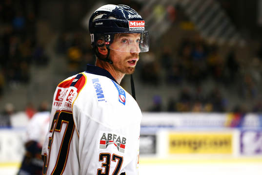 Djurgårdens Mikael Samuelsson