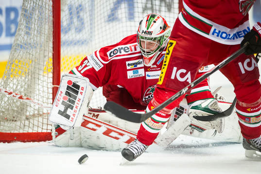 Modos målvakt Adam Reideborn