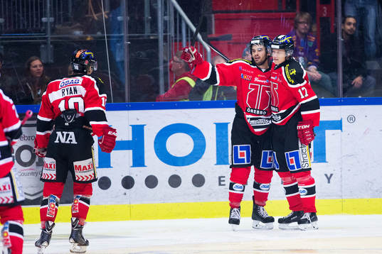 Örebros Martin Johansson jublar