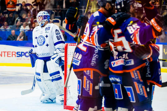 Leksands målvakt Oscar Alsenfelt deppar