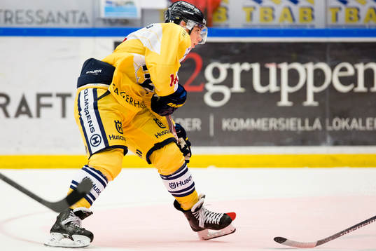 s Kevin Fiala