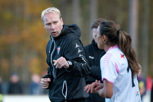 Rosengårds assisterande tränare Daniel Nilsson