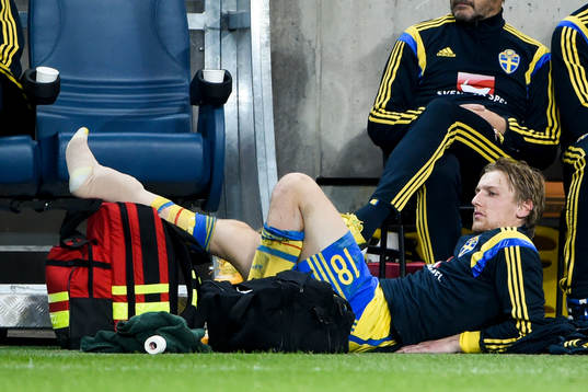 Sveriges Emil Forsberg med lindad fot