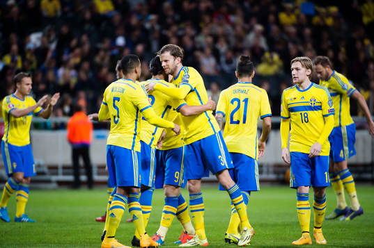 Sveriges Mikael Antonsson kramar om sina lagkamrater