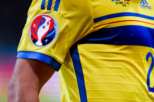 UEFA, Respect logotyp på Sveriges tröja