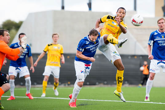 Lunds Salif Camara Jönsson gör 1-0