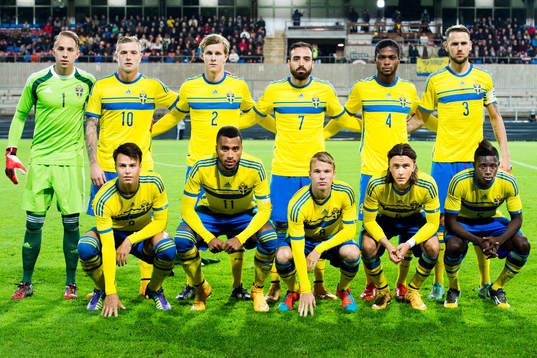 Sveriges startelva, övre raden från vänster, målvakt