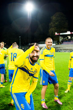 Sveriges Abdul Khalili jublar