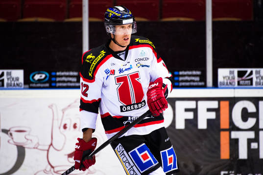 Örebros Marko Anttila före ishockeymatchen i SHL mellan