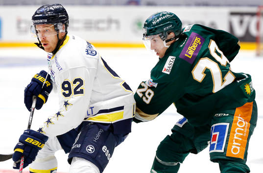 s Teemu Laine och Färjestads Luciano Aquino
