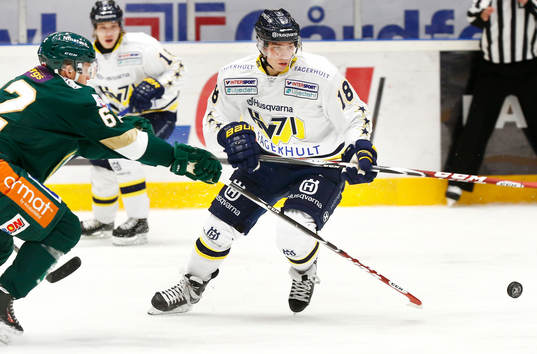 s Kevin Fiala