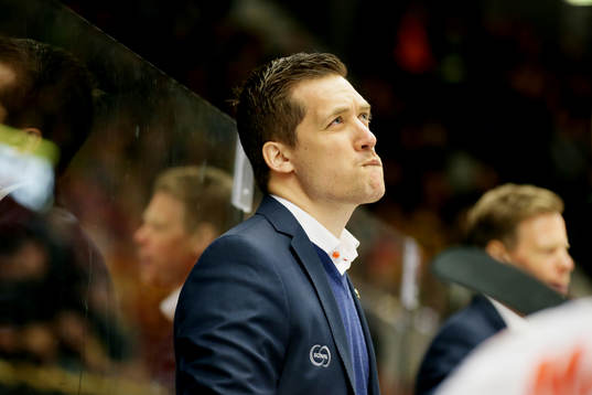 Växjös tränare Sam Hallam