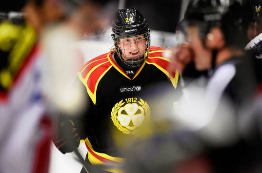 Brynäs Jens Lööke jublar