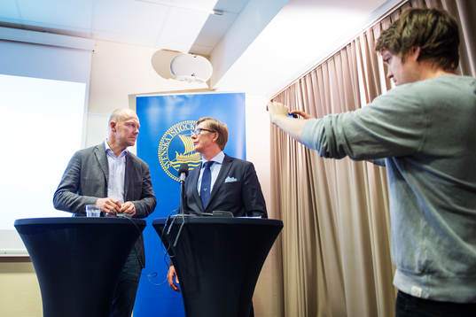 Mats Sundin och Ishockeyförbundets generalsekreterare