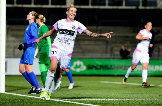 Rosengårds Anja Mittag jublar