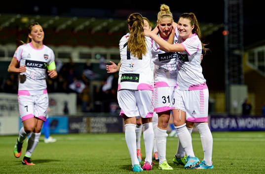Rosengårds Anja Mittag jublar med lagkamraterna