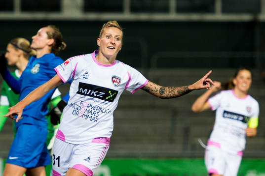 Rosengårds Anja Mittag jublar