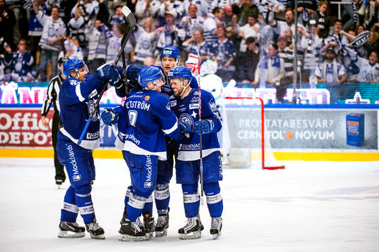 Leksands Veli-Matti Savinainen, Linus Hultström, Johan