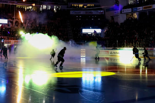 HV71 gör entre