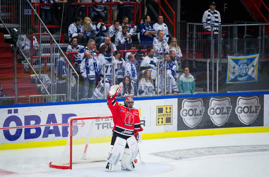 Örebros målvakt Julius Hudacek