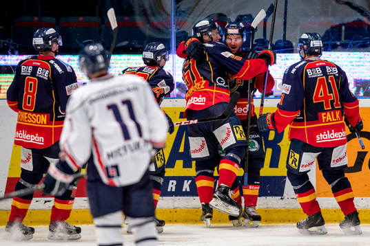 Djurgårdens Vjatjeslav Trukhno jublar