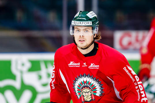Frölundas Mats Rosseli Olsen innan ishockeymatchen i SHL