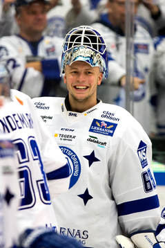 Leksands målvakt Oscar Alsenfelt jublar